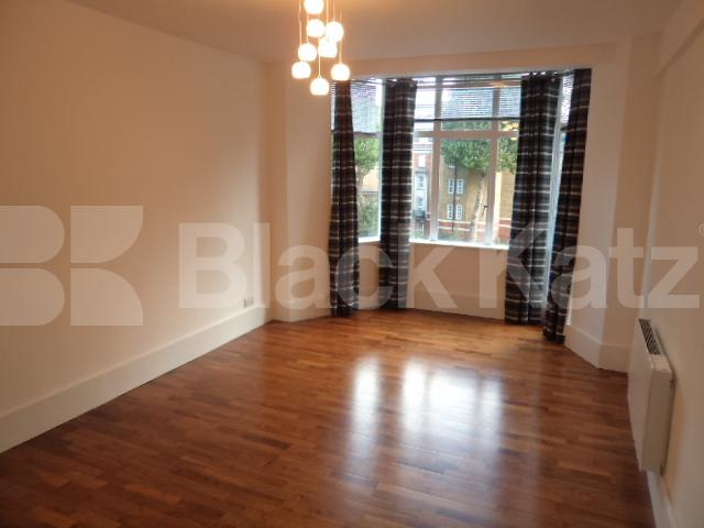 			GREAT STUDIO IN A FANTASTIC LOCATION, Studio Apartment, 1 bath, 1 reception Studio			 Grays Inn Road , Kings Cross